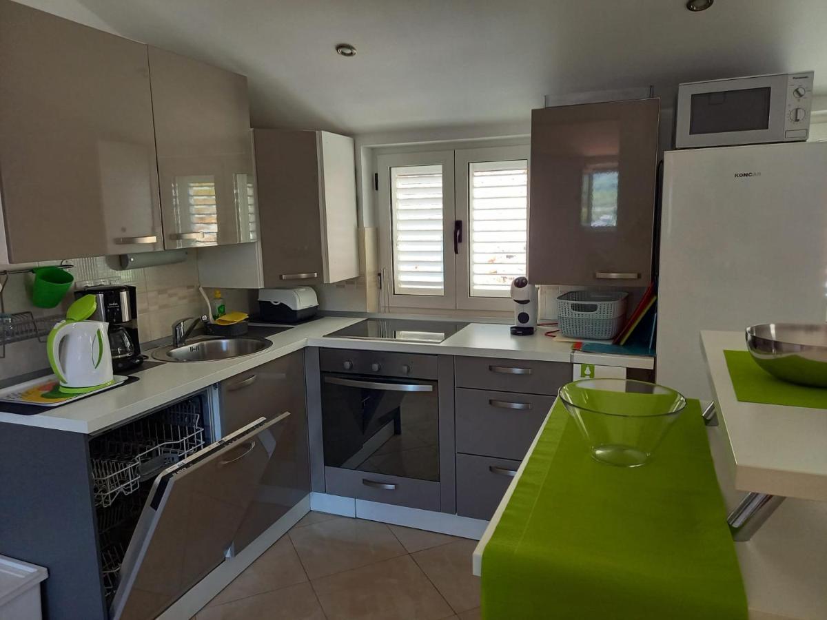 Apartman Marina Sa Parkingom Jelsa  Exteriér fotografie