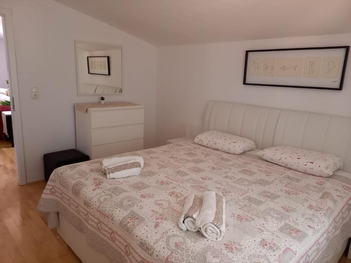 Apartman Marina Sa Parkingom Jelsa  Exteriér fotografie